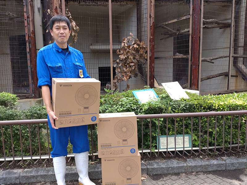 壁掛け扇風機(サル比較舎)