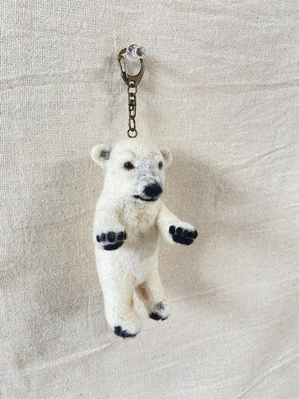 羊毛フェルト しろくま　ホッキョクグマ マスコット 羊毛フェルト しろくま ホッキョクグマ マスコット